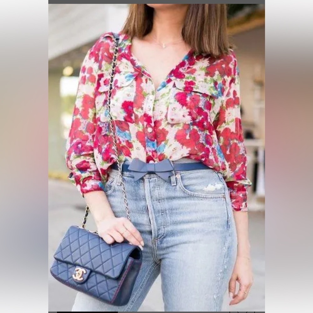 Equipment Femme Floral‎ 100% Silk Long Sleeve Top. Size L